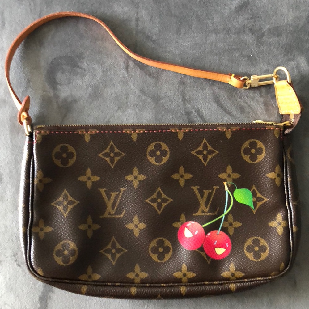 Louis Vuitton cherry pochette